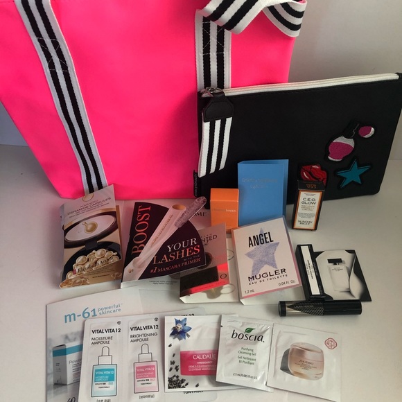 Hot Pink Tote with Makeup Bag and samples NWT - Picture 5 of 7